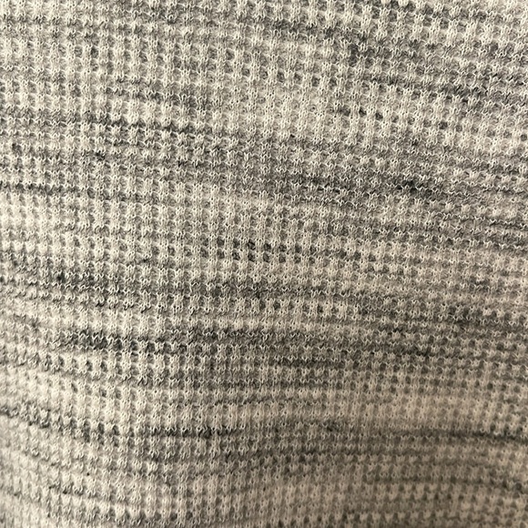 MADEWELL Thermal/ Over sized Waffle Top/Knit/Long Sleeve/pocket/wide sleeve - Picture 8 of 8